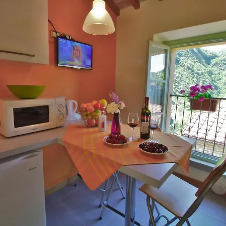 Cozy In Tranquillo Italy With Swimming Pool Semesterbostad Cantiano